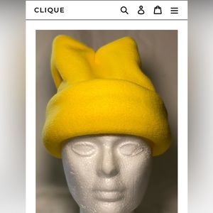 Clique WORLDWIDE beanie